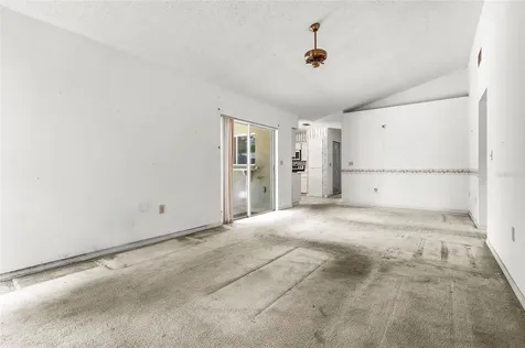 6909 9th Court E Sarasota FL 34243