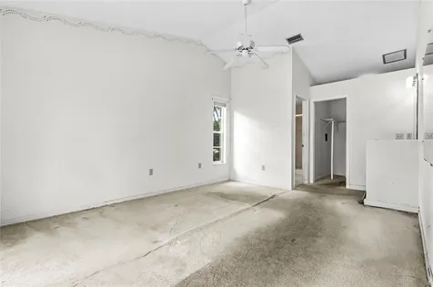 6909 9th Court E Sarasota FL 34243