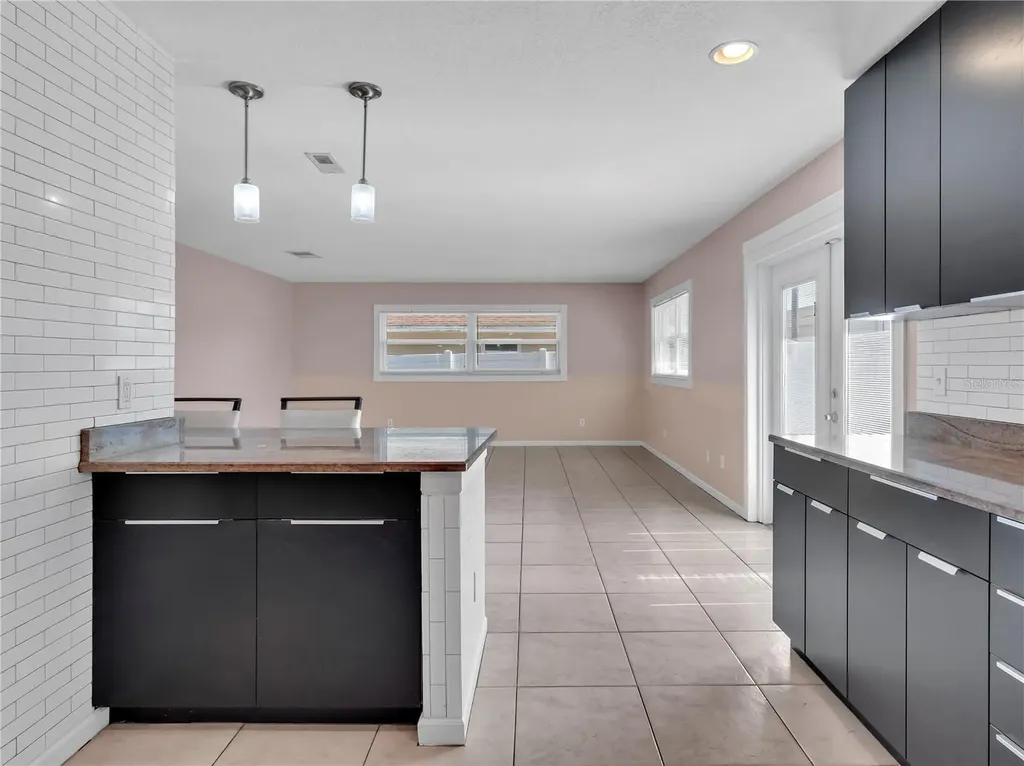 105 Foxwood Drive Brandon FL 33510