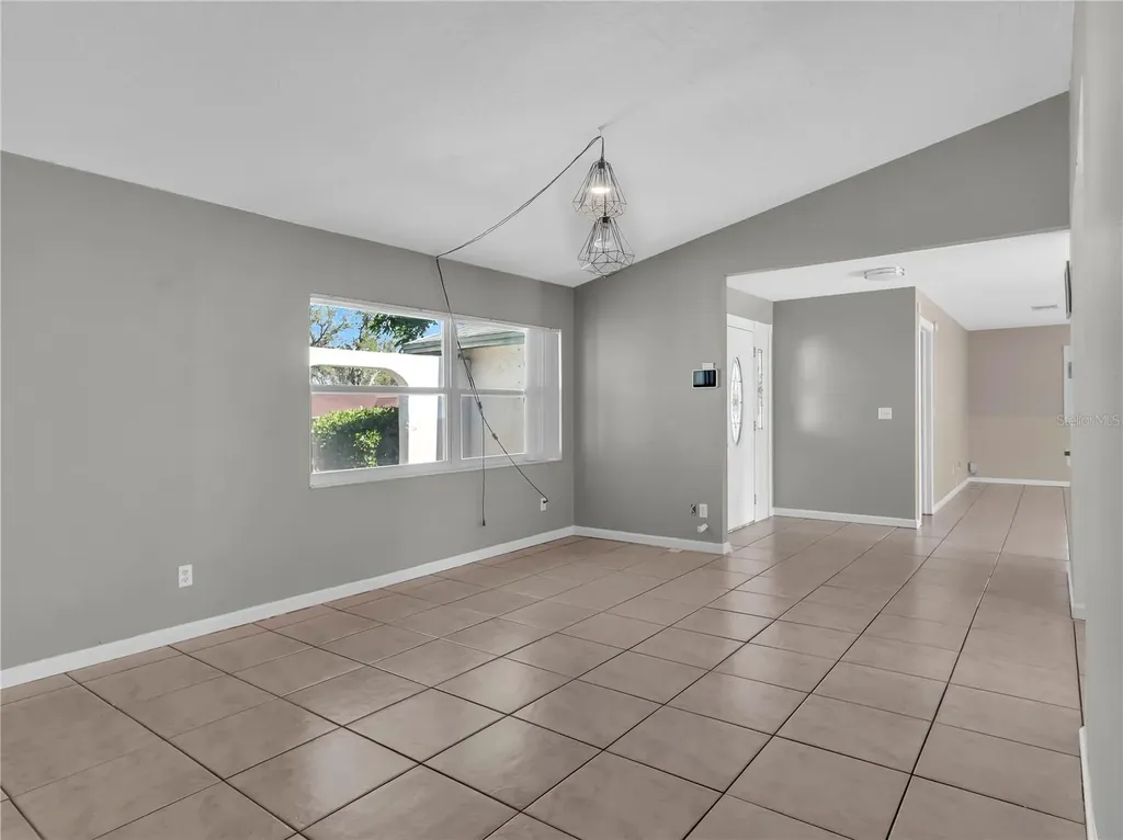 105 Foxwood Drive Brandon FL 33510