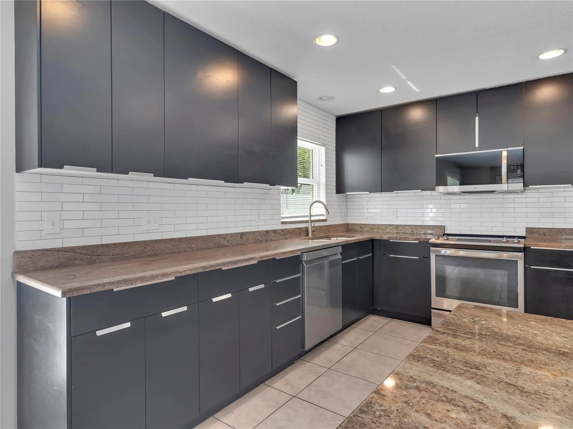 105 Foxwood Drive Brandon FL 33510