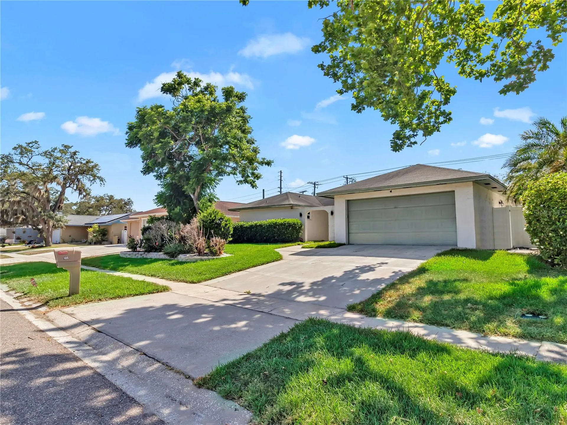 105 Foxwood Drive Brandon FL 33510