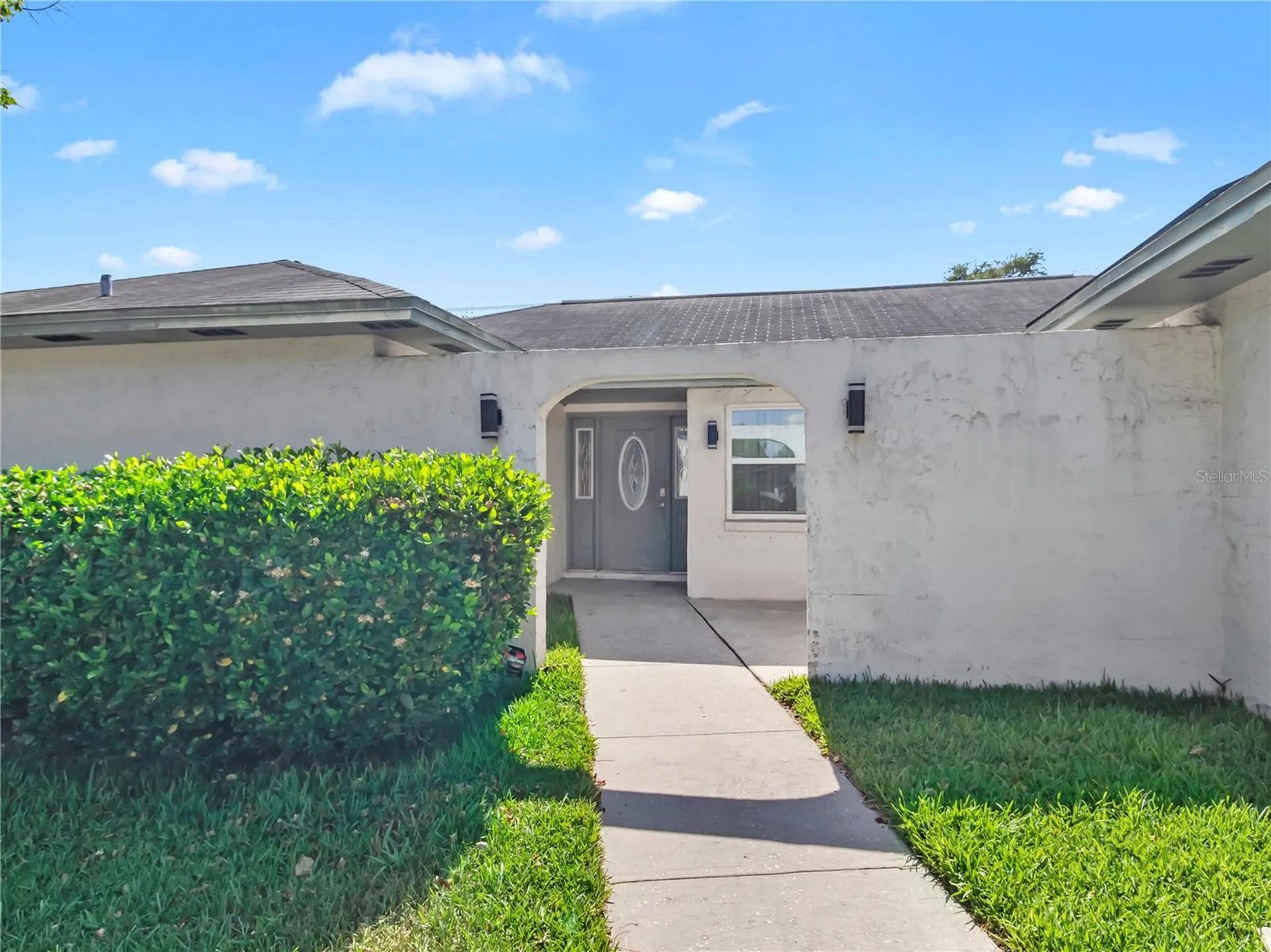 105 Foxwood Drive Brandon FL 33510