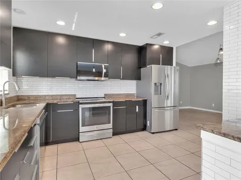 105 Foxwood Drive Brandon FL 33510