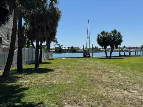 138 91st Avenue Treasure Island FL 33706