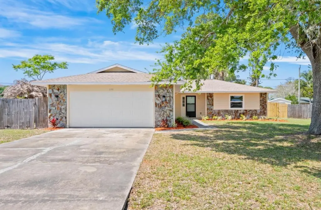 598 Consolata Avenue NW Palm Bay FL 32907
