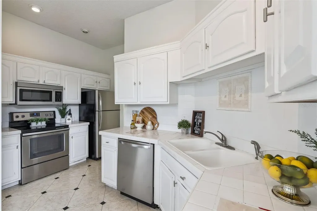 10225 Denby Court Orlando FL 32817