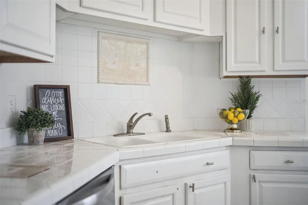 10225 Denby Court Orlando FL 32817