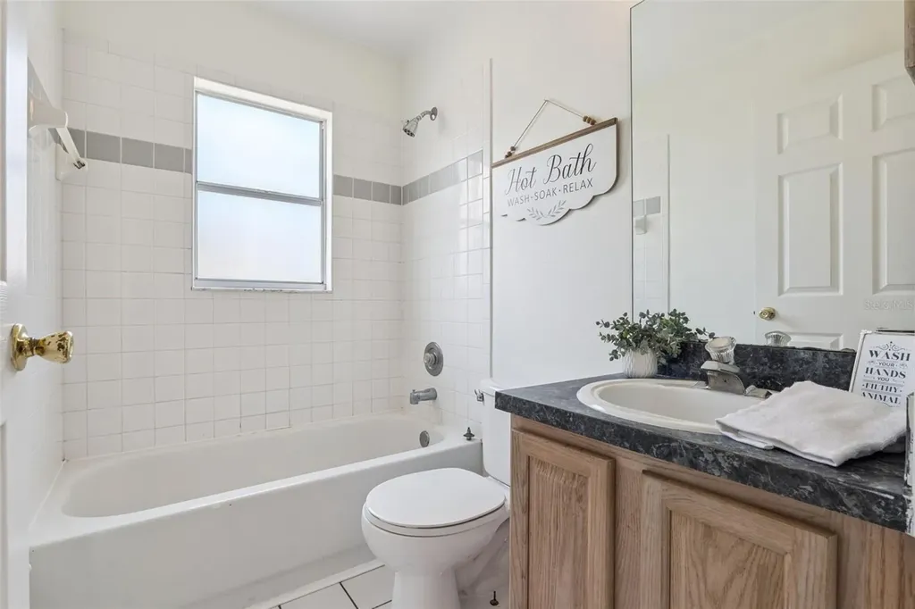 10225 Denby Court Orlando FL 32817
