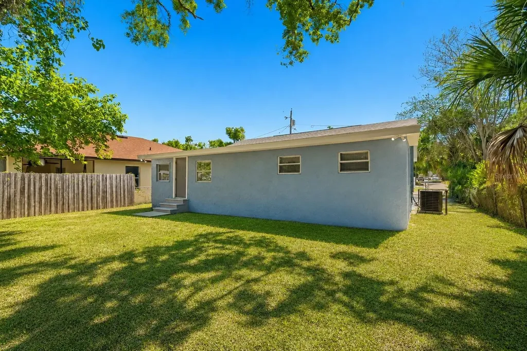 4602 N 38th Street Tampa FL 33610