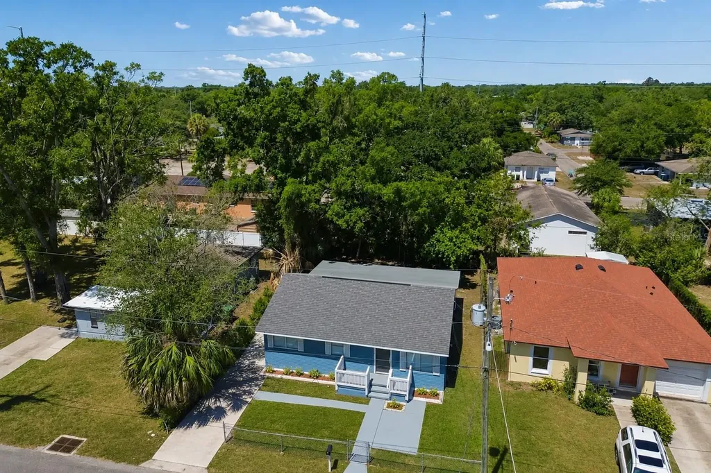4602 N 38th Street Tampa FL 33610