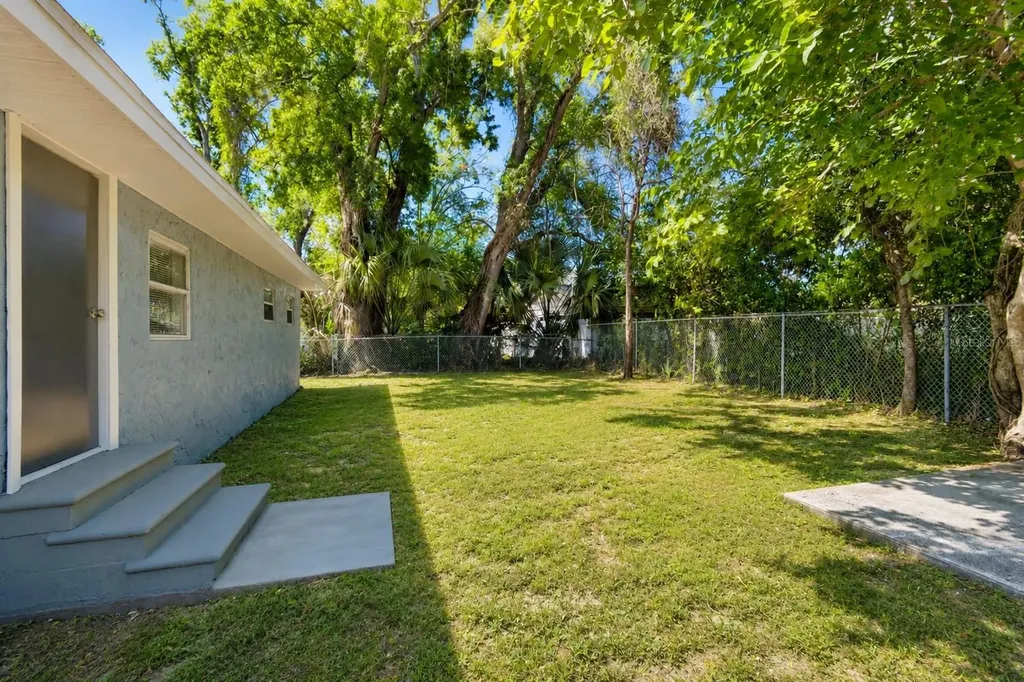 4602 N 38th Street Tampa FL 33610
