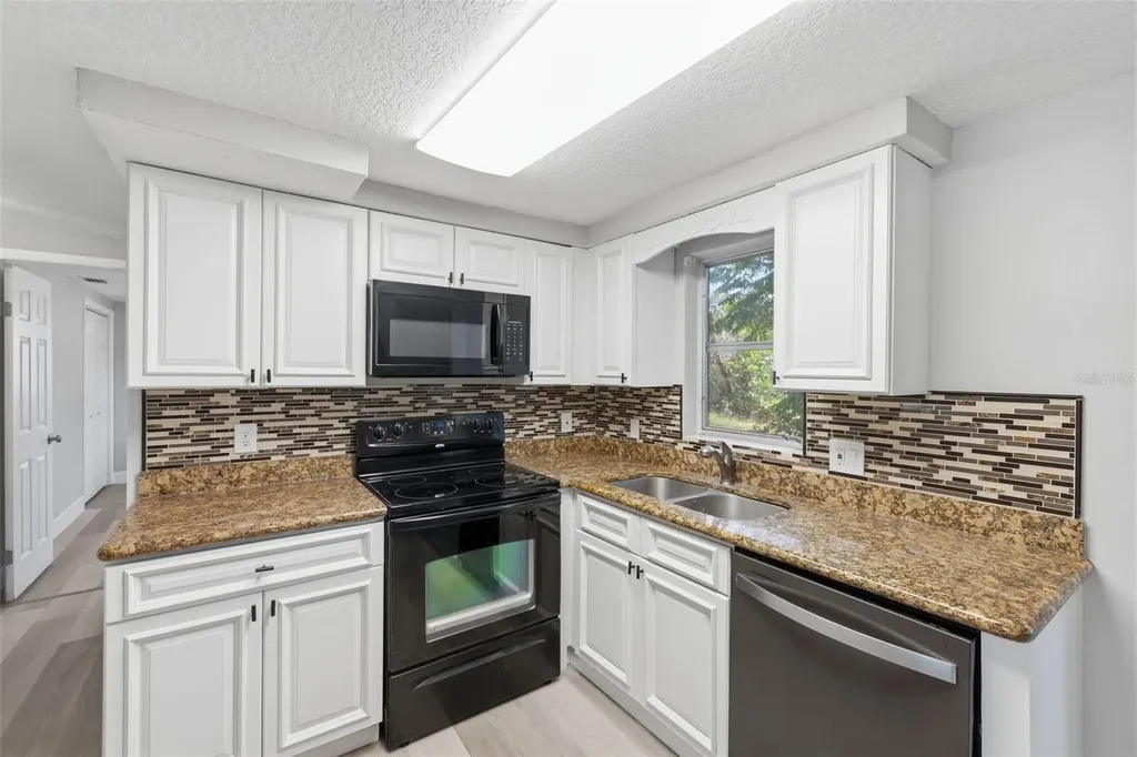 6150 Emerald Drive New Port Richey FL 34653