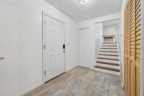 6389 93rd Terrace N Pinellas Park FL 33782