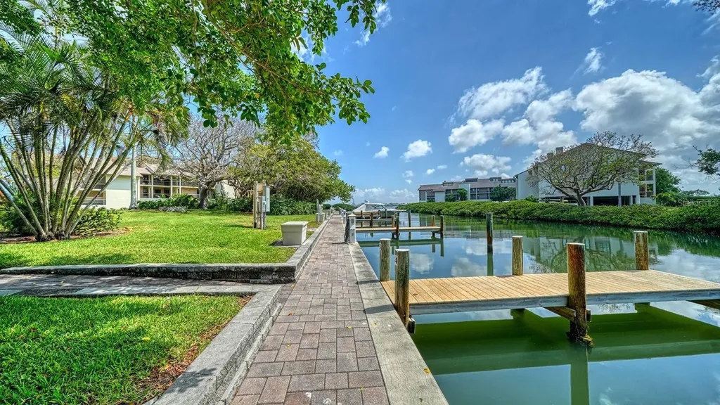 3840 Mariners Way Cortez FL 34215