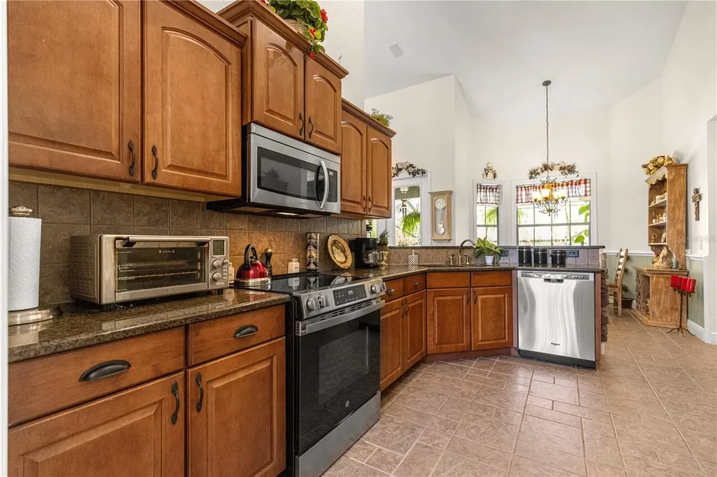 10304 SE 41st Terrace Belleview FL 34420