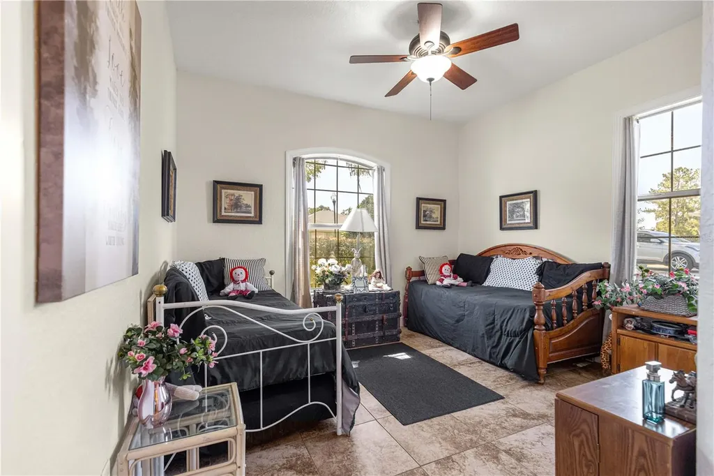 10304 SE 41st Terrace Belleview FL 34420