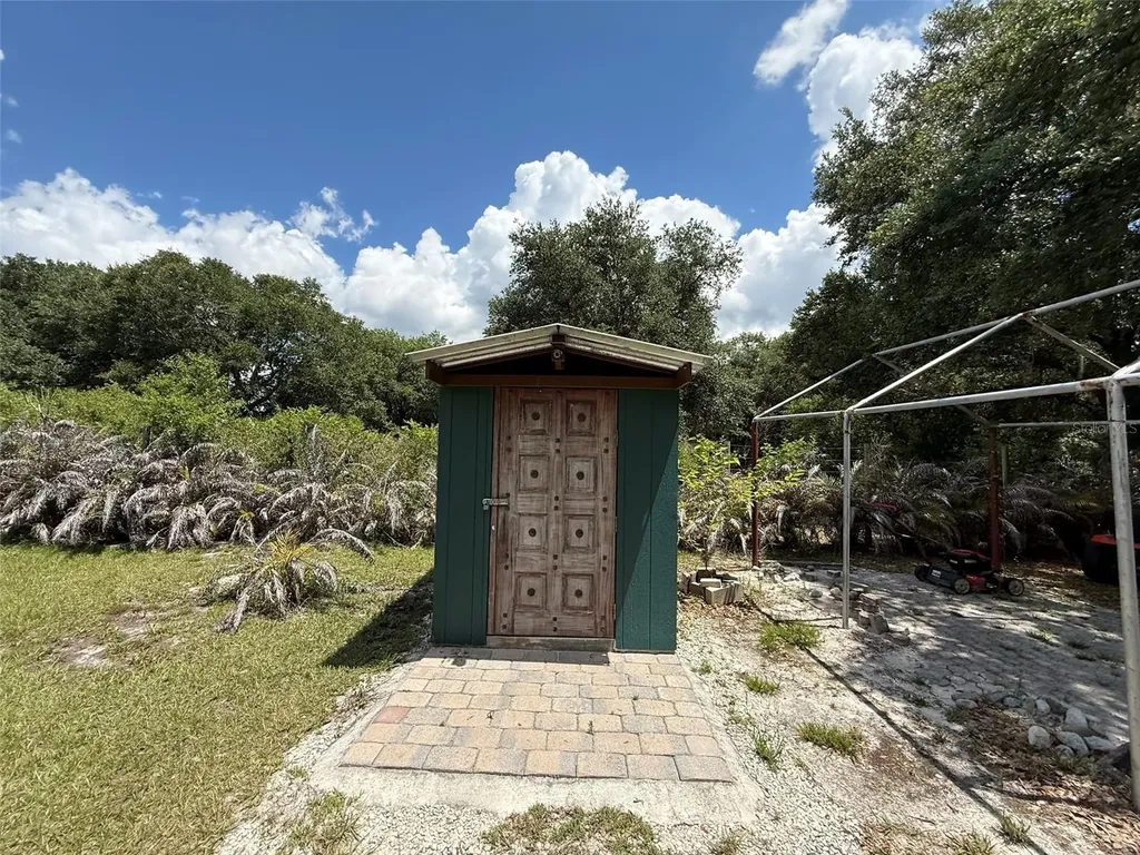 18561 NW 306th Street Okeechobee FL 34972