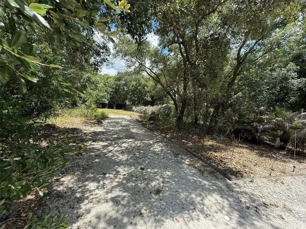 18561 NW 306th Street Okeechobee FL 34972