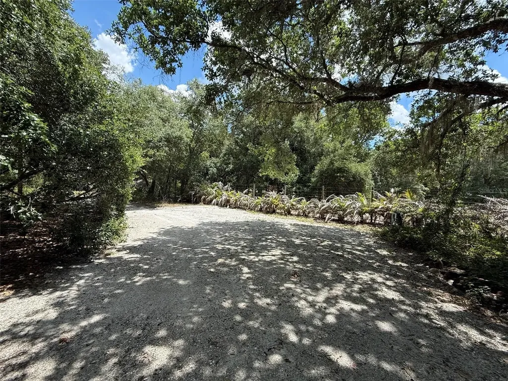 18561 NW 306th Street Okeechobee FL 34972