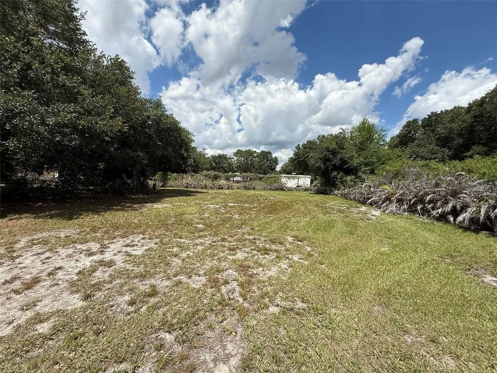 18561 NW 306th Street Okeechobee FL 34972