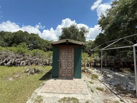 18561 NW 306th Street Okeechobee FL 34972