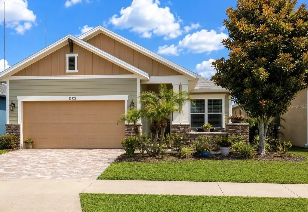 13928 Swallow Hill Drive Lithia FL 33547