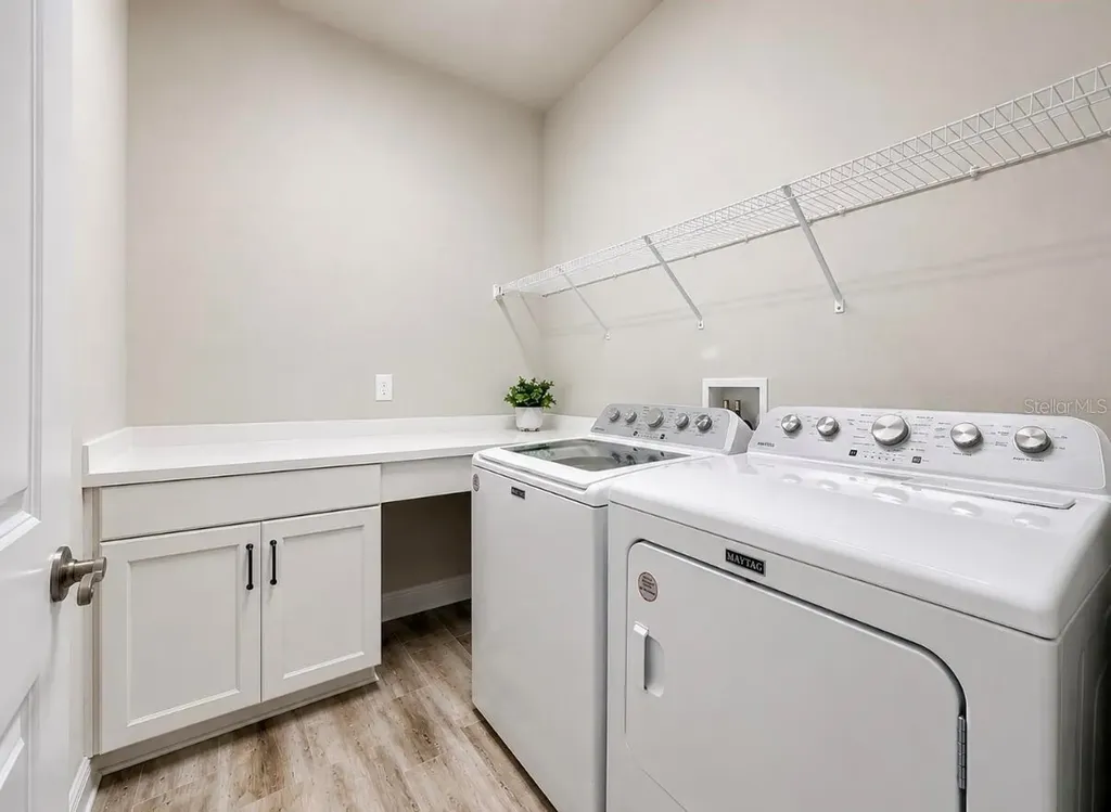 13928 Swallow Hill Drive Lithia FL 33547