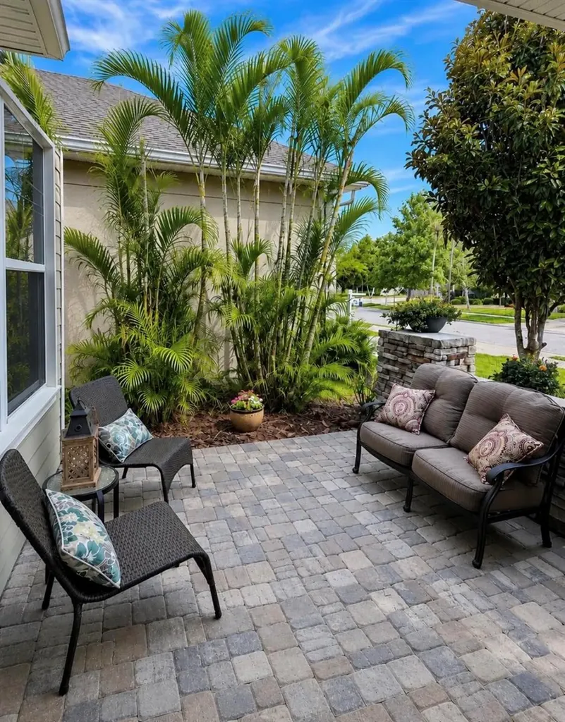 13928 Swallow Hill Drive Lithia FL 33547