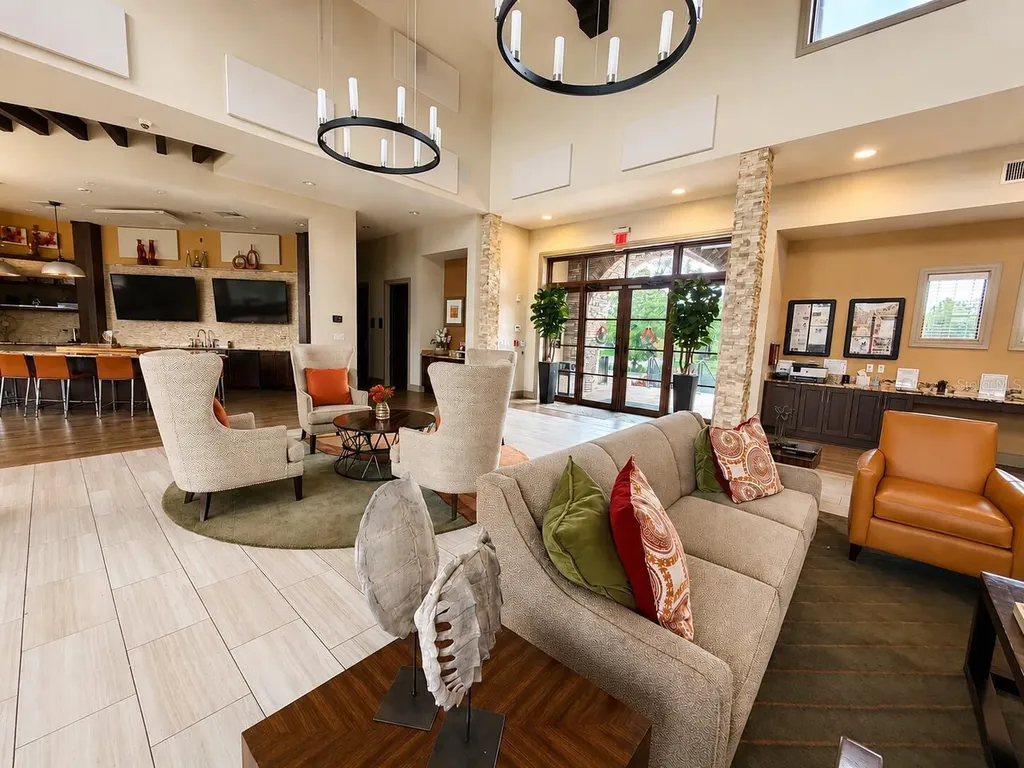 13928 Swallow Hill Drive Lithia FL 33547
