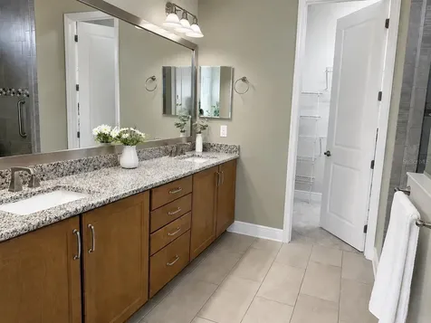 13928 Swallow Hill Drive Lithia FL 33547