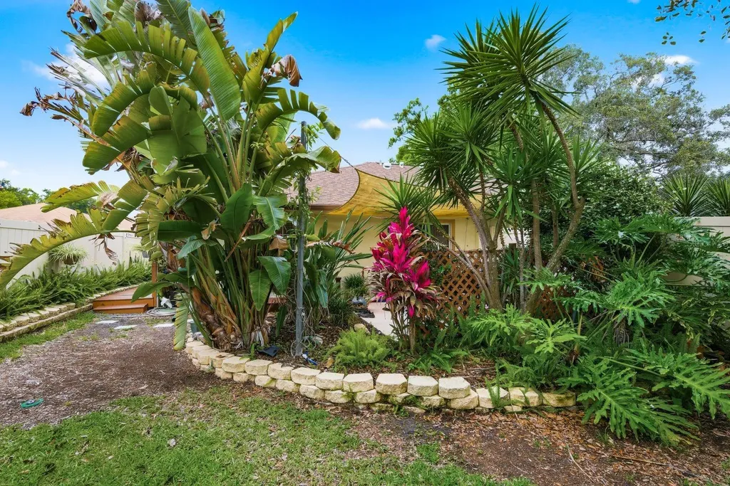 2696 Rae Court Palm Harbor FL 34684