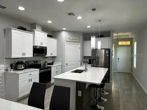 9318 Mclaren Alley Winter Garden FL 34787