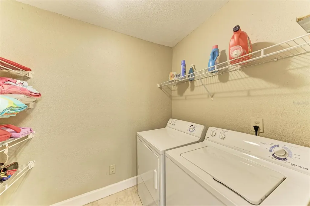 4040 Crockers Lake Boulevard Sarasota FL 34238