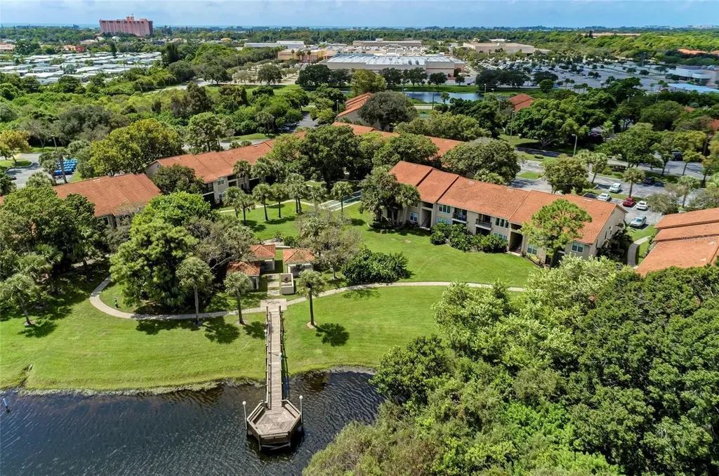 4040 Crockers Lake Boulevard Sarasota FL 34238