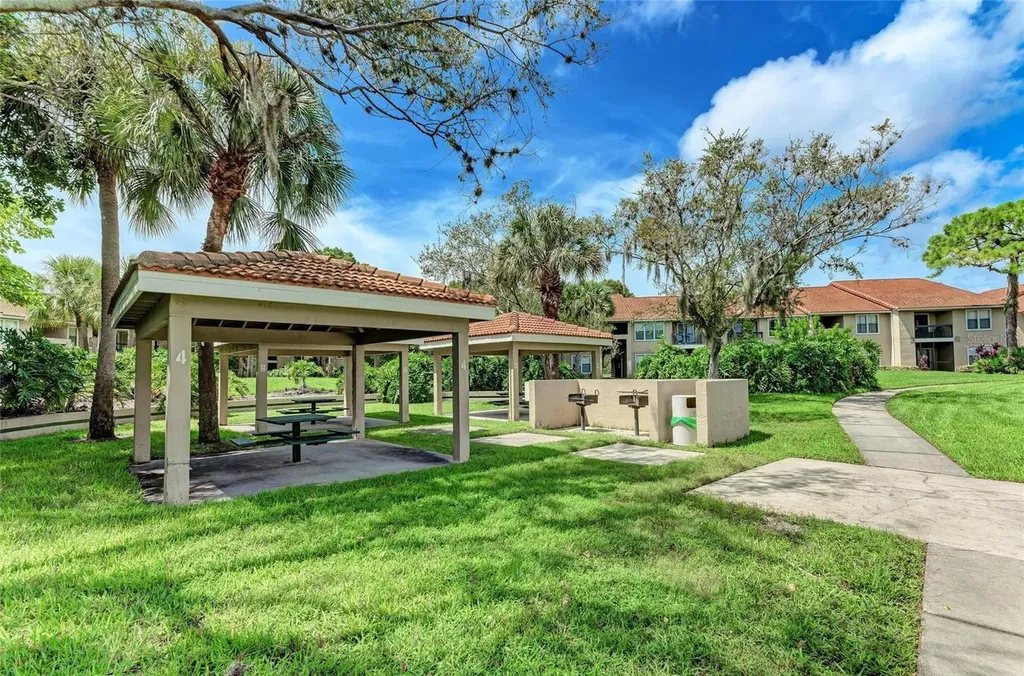 4040 Crockers Lake Boulevard Sarasota FL 34238