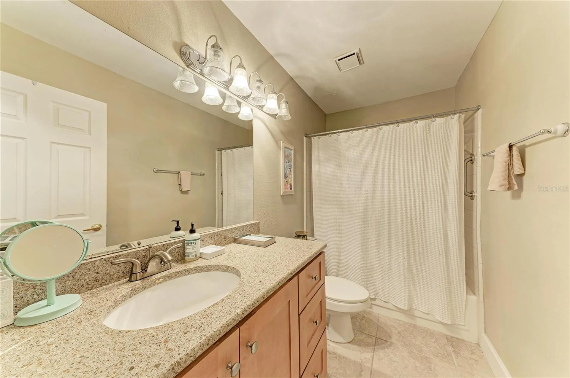4040 Crockers Lake Boulevard Sarasota FL 34238