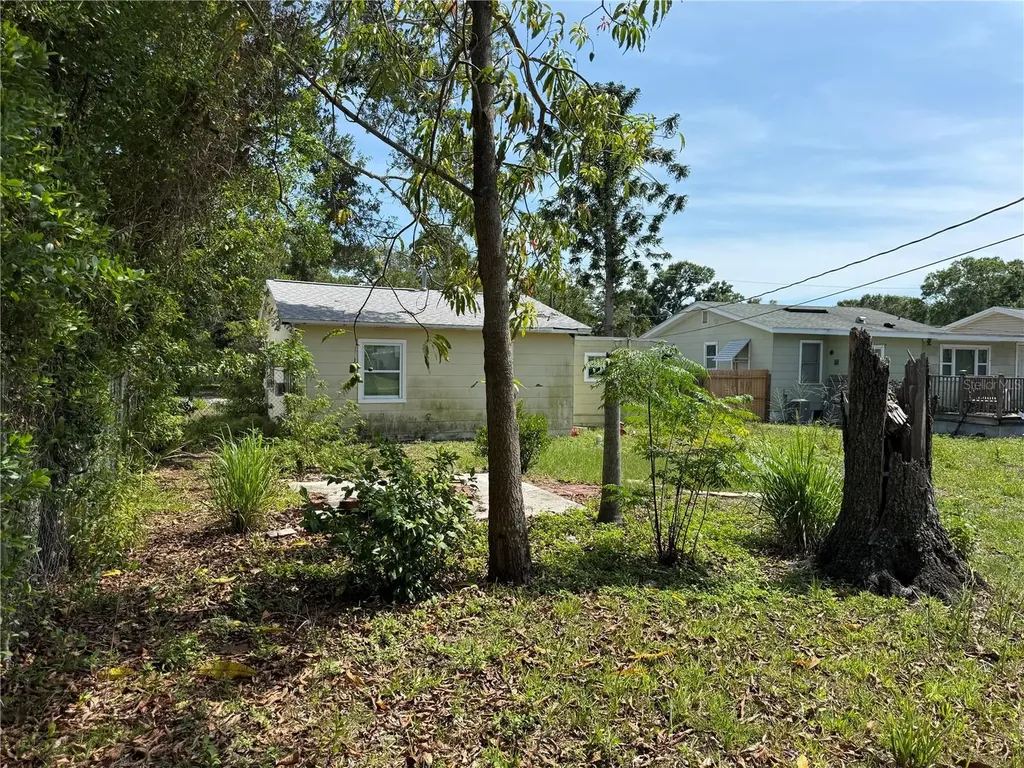 4621 17th Avenue S St Petersburg FL 33711