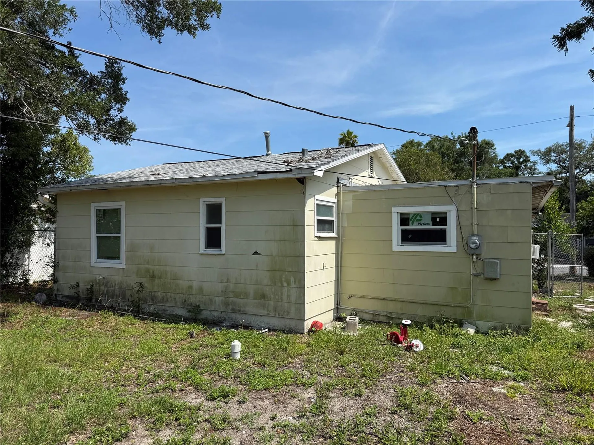 4621 17th Avenue S St Petersburg FL 33711
