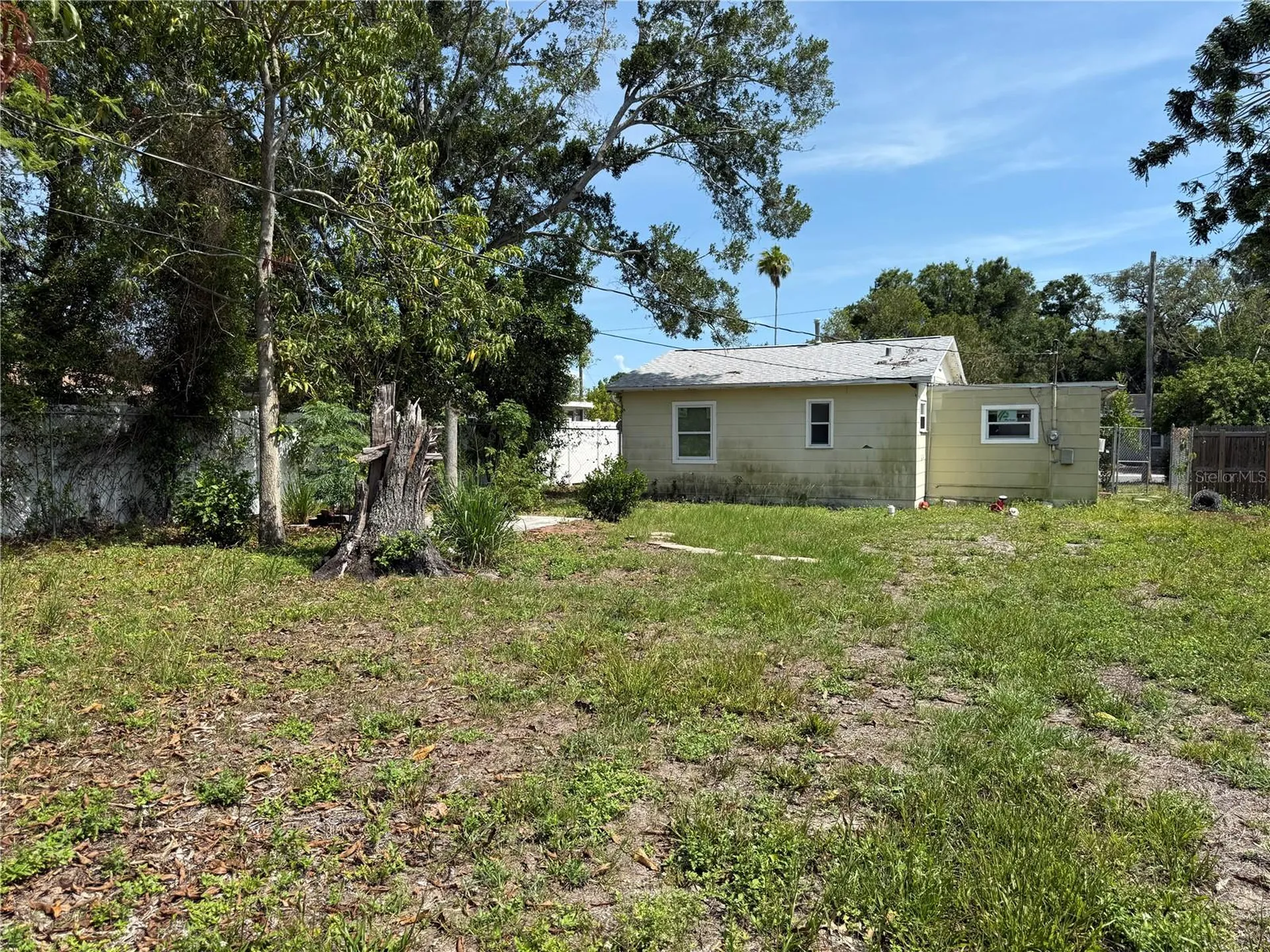 4621 17th Avenue S St Petersburg FL 33711