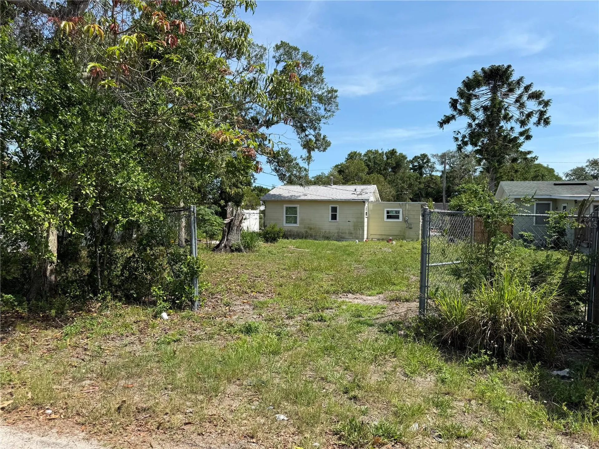 4621 17th Avenue S St Petersburg FL 33711