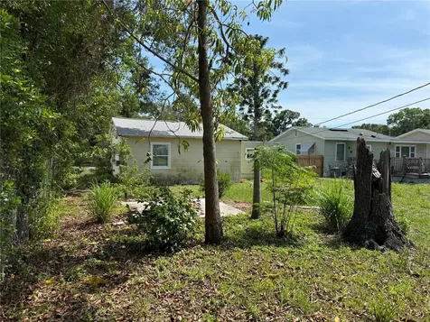 4621 17th Avenue S St Petersburg FL 33711