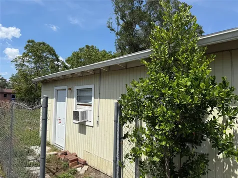 4621 17th Avenue S St Petersburg FL 33711