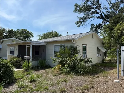 4621 17th Avenue S St Petersburg FL 33711
