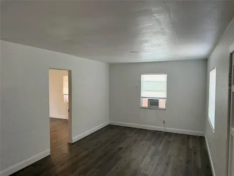 4621 17th Avenue S St Petersburg FL 33711