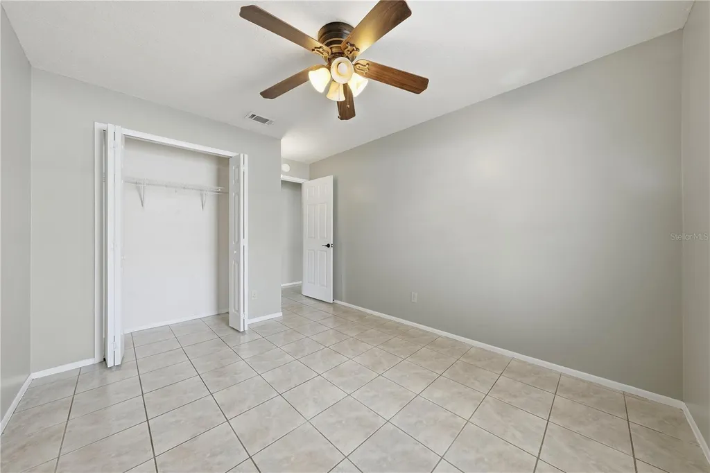 625 E 8th Avenue Mount Dora FL 32757