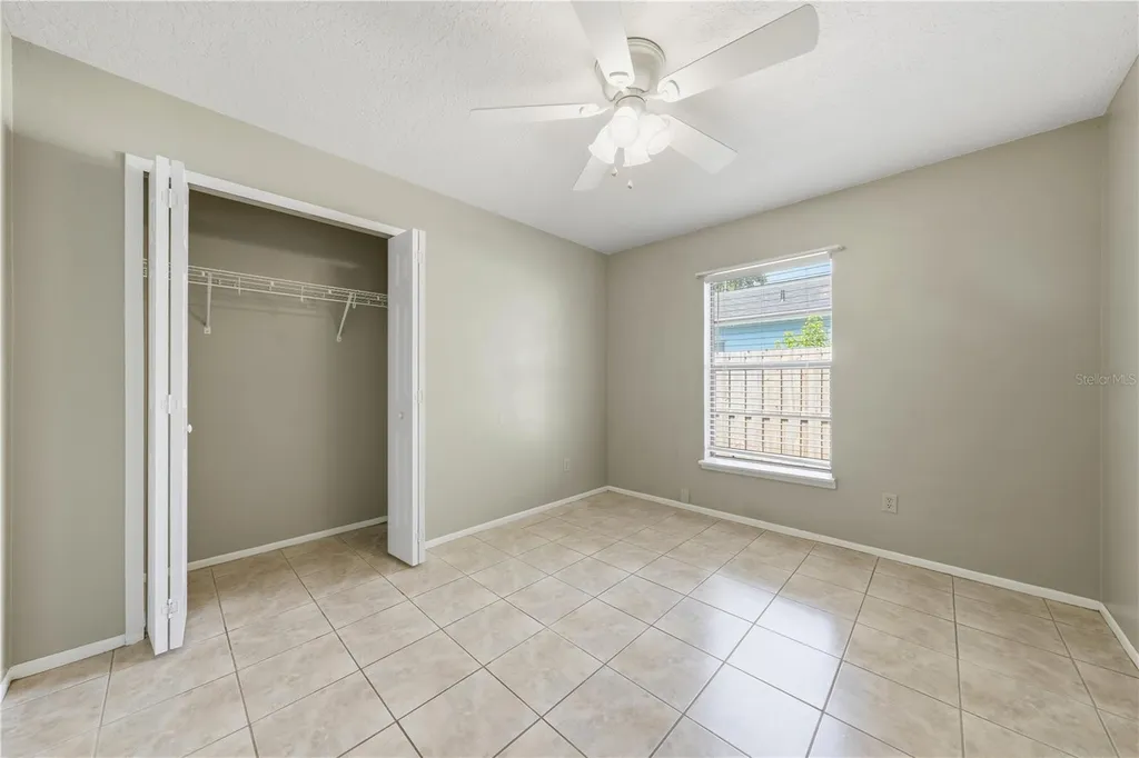 625 E 8th Avenue Mount Dora FL 32757