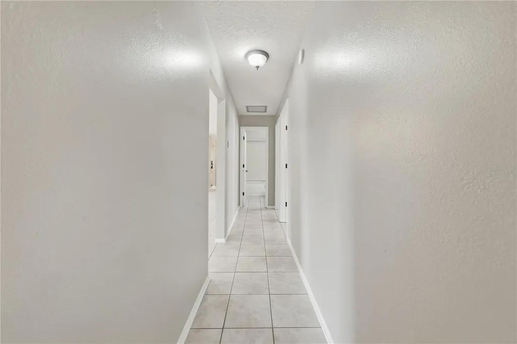 625 E 8th Avenue Mount Dora FL 32757