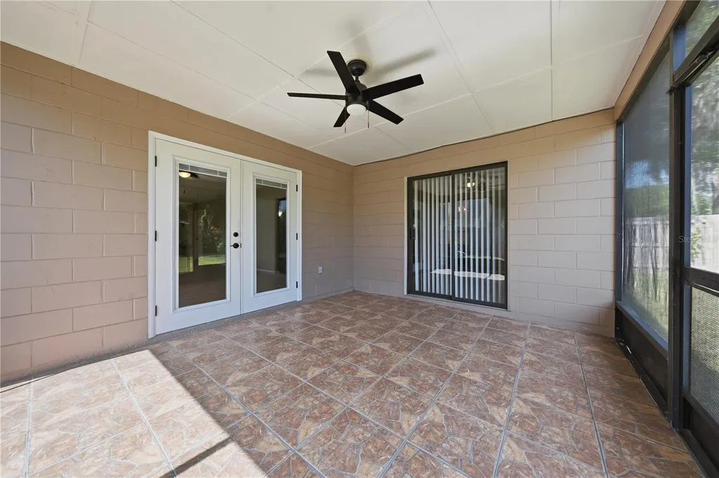 625 E 8th Avenue Mount Dora FL 32757