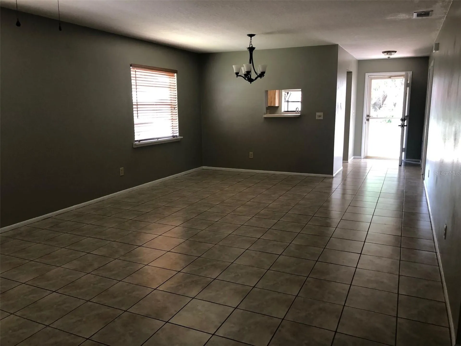 625 E 8th Avenue Mount Dora FL 32757
